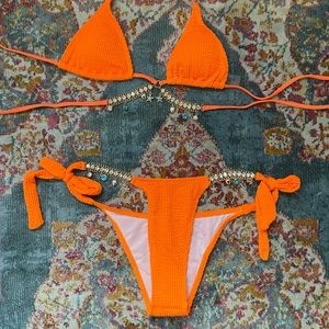 Never worn before orange bikini set